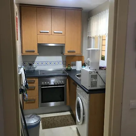 Daire Apartamento Bajo A Avenida De Las Yedras *